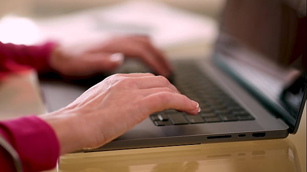 Bitchy Boss Dee Williams Teaches Her Employees About Double Penetration GP2879